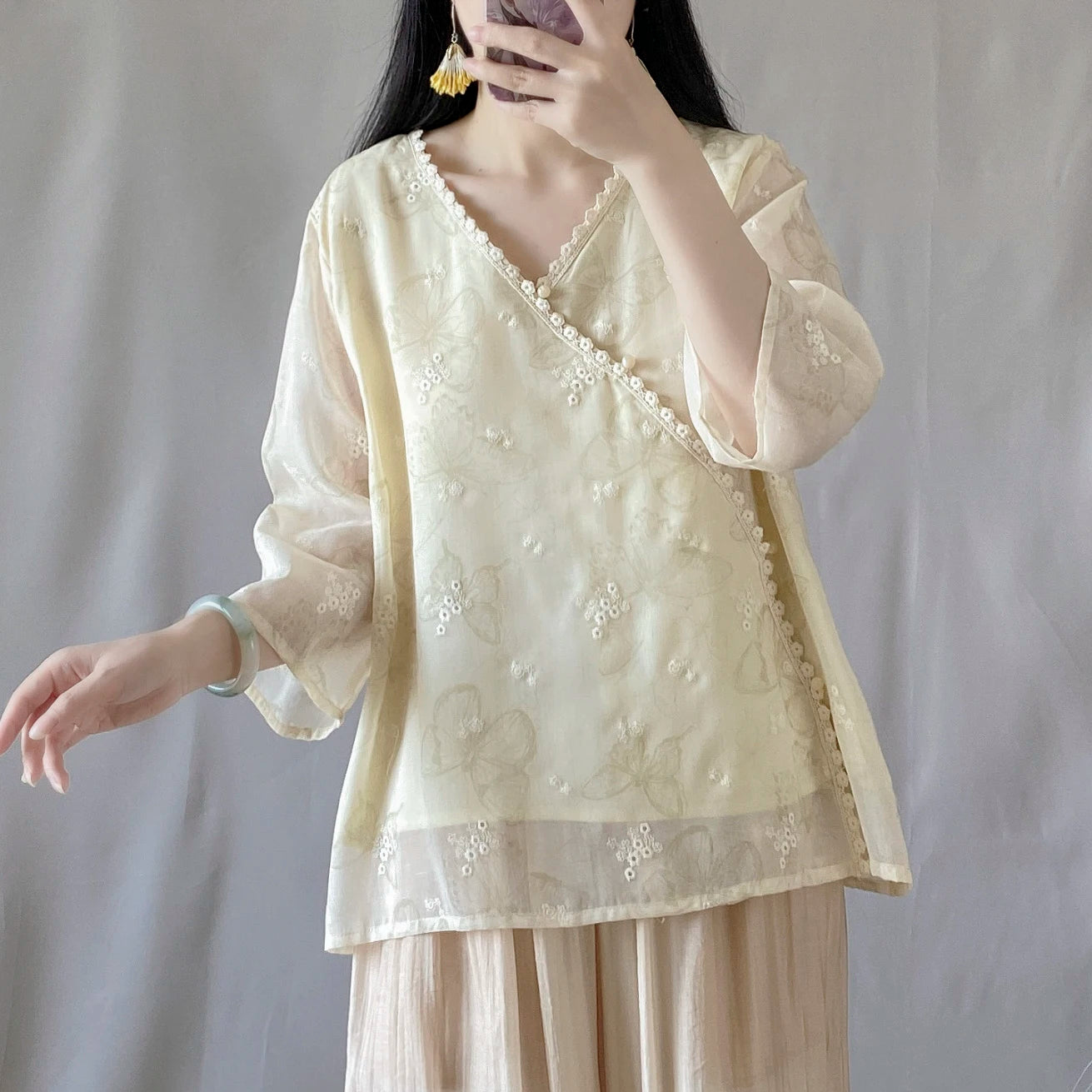 Chinese Zen Style Blouse Women Summer Tencel Linen Blend Loose Fit Double Layer V Neck Pearl Buttons Fashion Top KK634